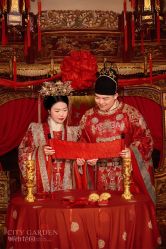 -城市花园婚纱摄影