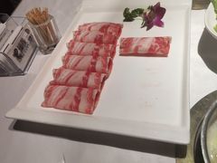 -泓炙颐凤鲜海鲜火锅料理(桐乡店)