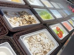 -尚品海鲜肥牛自助火锅(湖明店)