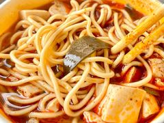 -薛记襄阳香辣牛肉面(平安路店)