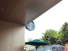 -柏威年大连购物中心