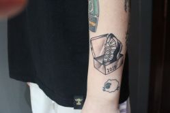 -众刺纹画·纹身·穿孔饰品·海娜定制