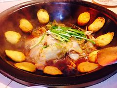 -王老六铁锅炖鱼(长春路店)
