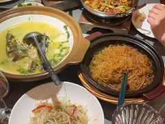 -新天明砂锅鱼头煲