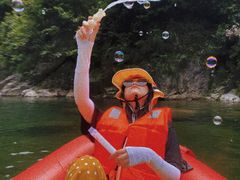 -安吉龙王山峡谷漂流