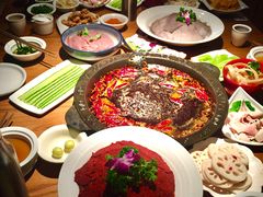 -潮火锅·麻辣牛肉火锅(观音桥方圆·LIVE店)