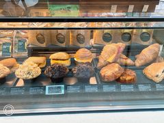 -星巴克(上海虹桥站2A检票口)