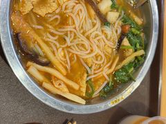 -柳州肥姨妈大骨螺蛳粉(老闵行店)
