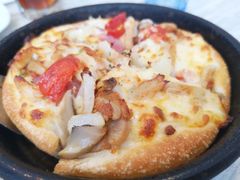 新奥尔良烤肉比萨S-必胜客(证大大拇指店)