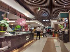-金马门国际美食百汇(珞喻路店)