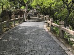-灵岩山风景区