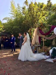 点击看大图 -艾米丽婚纱礼服