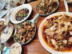 -六福烧烤酒馆(秦隆步行街店)