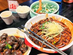 荠菜鸡丝豆腐羹-吴越荣记苏州菜·松鼠桂鱼(月光码头店)