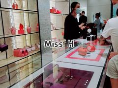 -CHANEL(恒隆广场店)