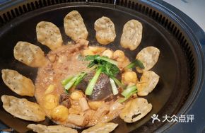 Stewed Turtle with Chicken in Earthen Pot