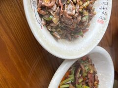 -贺记湘菜馆(东体育会路店)