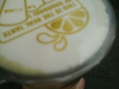 -沪上阿姨鲜果茶(世茂广场宽厚里店)