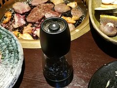 -山川小町·极番烧肉(新地假日广场店)