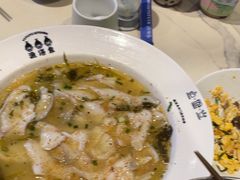 -渔语鱼酸菜鱼新川菜(来福士店)