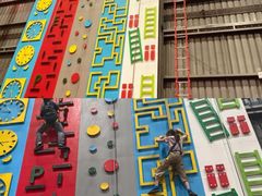 -极限PLAY运动娱乐新世界·团建派对潮玩休闲馆·室内蹦极高空游乐园