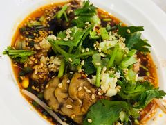 -成都你六姐·牛肉冒菜·麻辣香锅(长泰广场店)