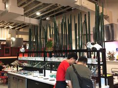 -DaLongYi Hot Pot 大龙燚火锅