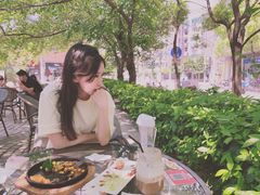-玛格萝妮比萨屋(四平店)