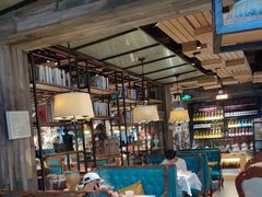 -领鲜活海鲜榴莲自助火锅(东门店)