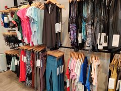 -lululemon(比斯特购物村店)
