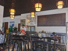 大堂-乐山食古香跷脚牛肉