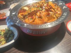 -胖哥俩肉蟹煲(梅溪步步高店)