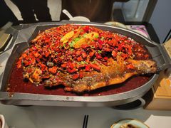 -江边城外烤全鱼(世茂广场店)
