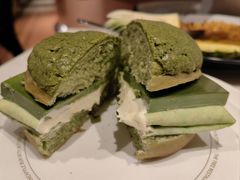 抹茶奶冻菠萝包-大树餐厅(益田假日店)