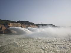 -黄河小浪底水利枢纽风景区