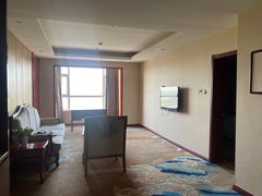 -兴芮温泉度假区