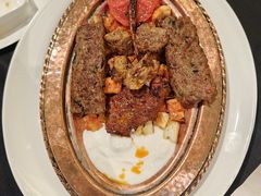 殿下烤肉-Efes Turkish & Mediterranean Cuisine 艾菲斯餐厅(陆家嘴店)