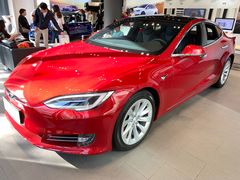 -TESLA 特斯拉(上海太古汇体验店)