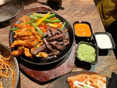 牛柳鸡肉双拼法基塔-Q MEX 库迈墨西哥餐吧(三里屯店)