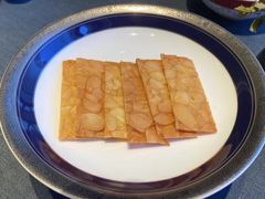 杏仁薄脆-悦融琥珀·京鲁菜·海味珍品(西单店)