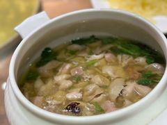 -洋沙湖湖色生鲜主题餐厅