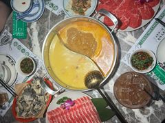 -禄婶鸡煲·打边炉
