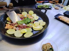-凉都青瓦房烙锅(清镇中环国际店)