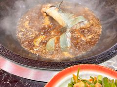 -边江铁锅炖鱼(振八街店)