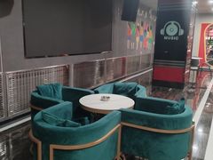 -美好时光量贩欢唱城(汇金商贸城店)