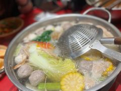 -潮汕·草根牛肉档(上海荟聚城市集市店)