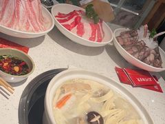 -三人行骨头王火锅(长寿店)