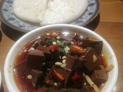 -炉小二铜锅牛蛙•川湘菜(三里屯店)