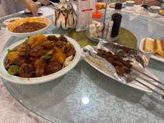 -汗腾格里·风味餐厅(新疆驻京办店)