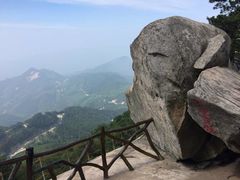 -罗田薄刀峰风景区